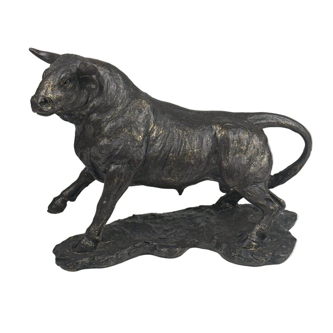 Estatua de Toro – Símbolo Animal de Fuerza (Acabado en Latón Oscurecido)