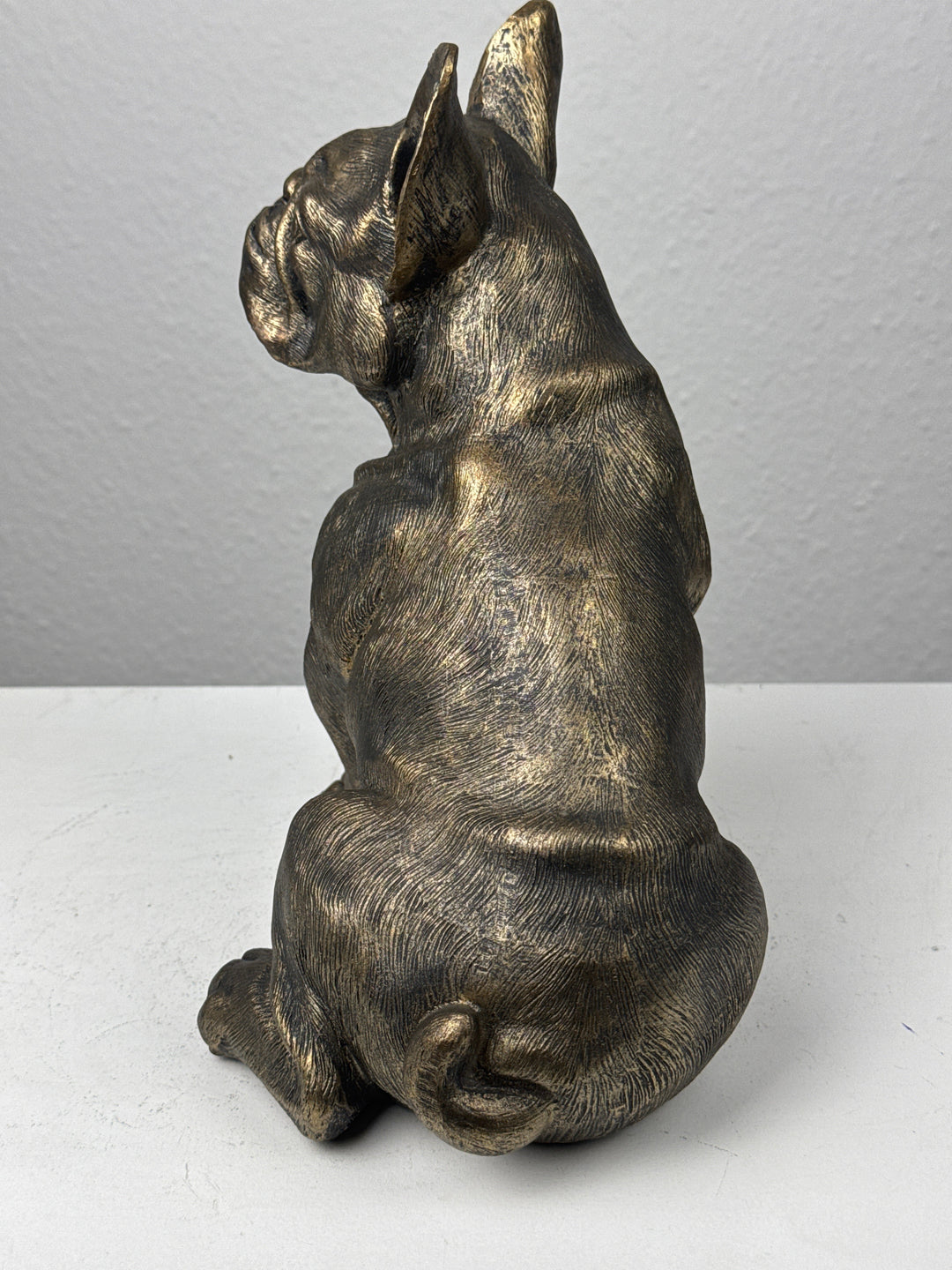 Estatua de Bulldog Sentado (Acabado en Bronce)