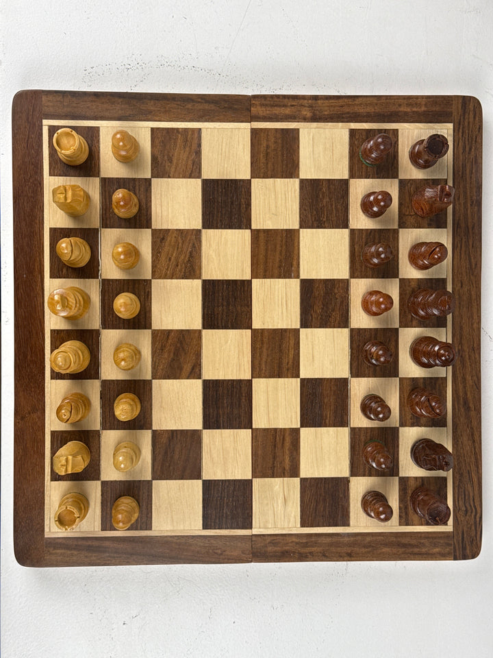 Juego de Ajedrez de Madera con Tablero (Pequeño)