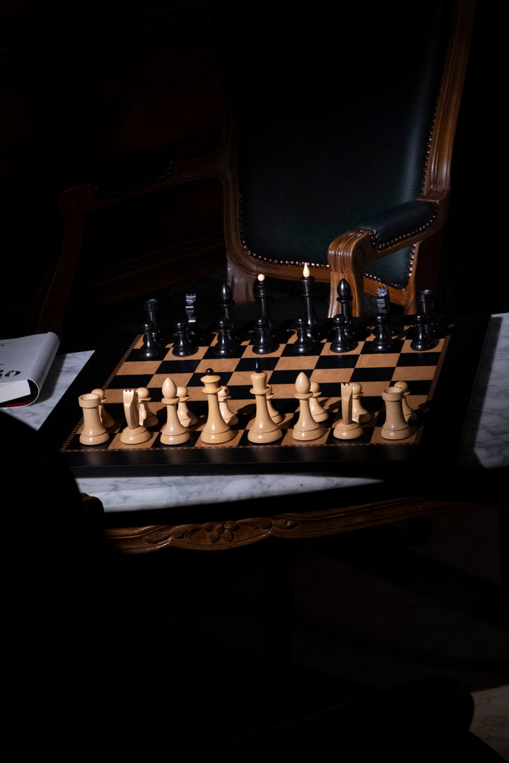 Set de Ajedrez de Madera de Torneo – Diseño Gambito de Dama – Caja de Lujo Incluida