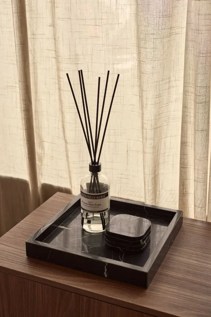 Bandeja Cuadrada De Mármol Con Bordes (Negro)