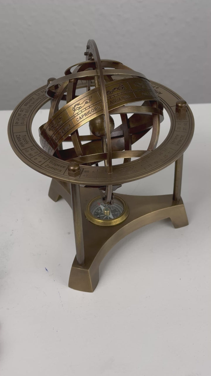Esfera Armilar con Brújula (Latón)