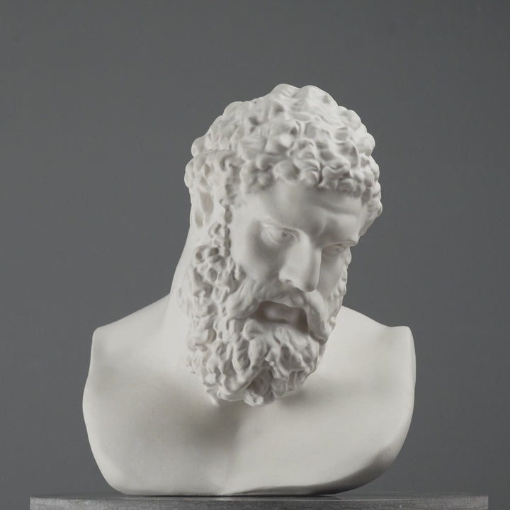 Busto De Hércules – Héroe Griego De La Fuerza Y El Poder