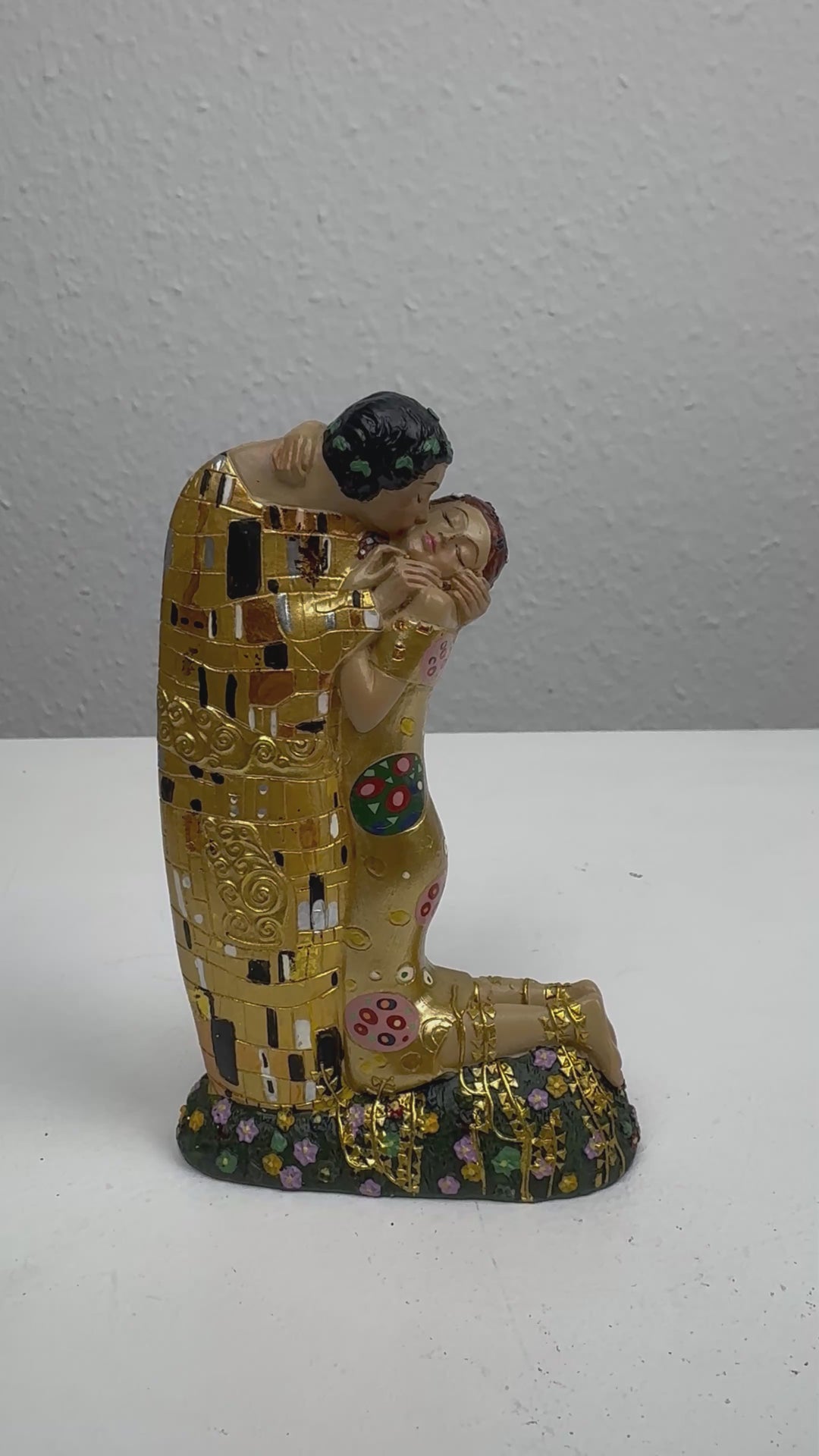 Escultura Amor – El Beso de Klimt (Pequeña, Estatua de Enamorados)