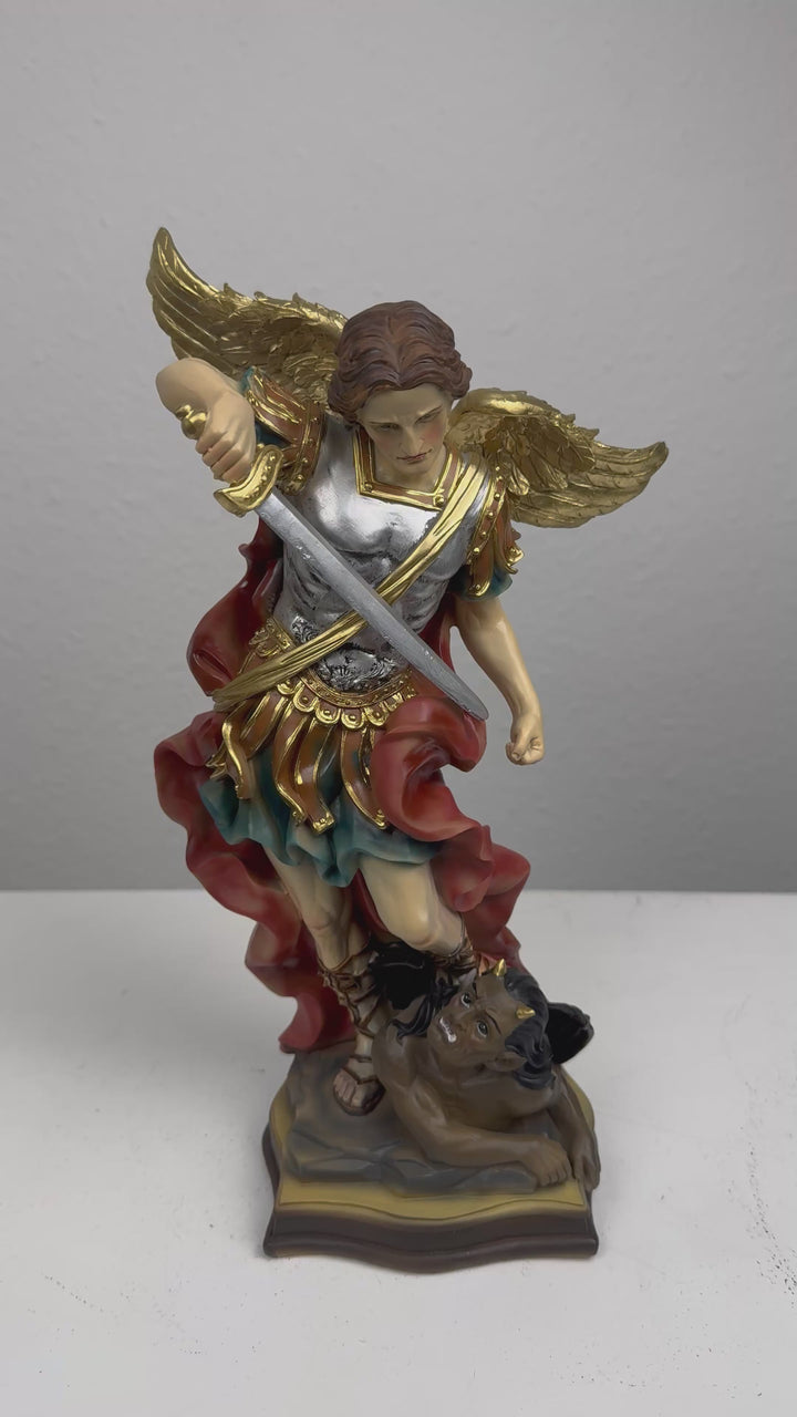 Escultura San Miguel Arcángel (Estatua Grande)