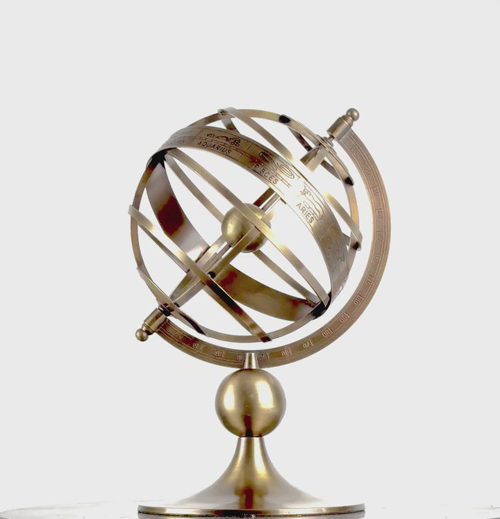 Pequeña esfera armilar de latón (Escultura de latón)