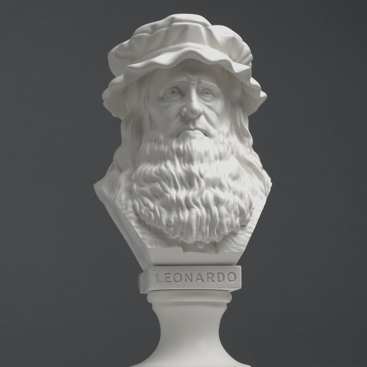 Busto de Leonardo da Vinci – Maestro del Renacimiento (Estatua Blanca)
